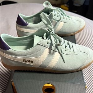 Women’s Gola sneakers size 9